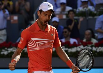 Novak Đoković slavi pobjedu (Foto: AFP)