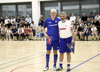 Legende za Mladena Bartolovića