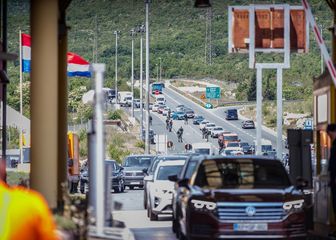 Gužva na ulazu u Split