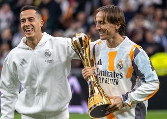 Lucas Vazquez i Luka Modrić