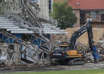 Rušenje zapadne tribine stadiona u Kranjčevićevoj