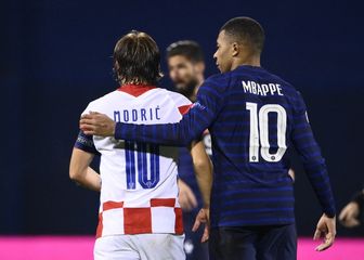 Luka Modrić i Kylian Mbappe