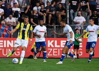 Edin Džeko protiv Hajduka