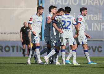 Slaven - Dinamo