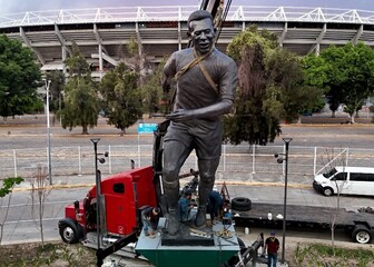 Pele