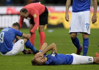 Talijani u šoku nakon ispadanja (Foto: AFP)