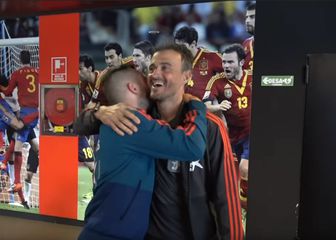 Jordi Alba i Luis Enrique (Foto: YouTube/Screenshot)