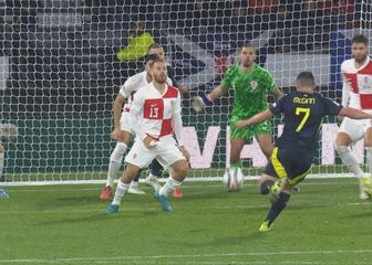 Pogodak Johna McGinna