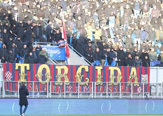 Torcida na Opus Areni