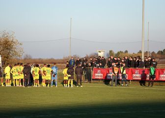 Demoni postrojili igrače Istre 1961