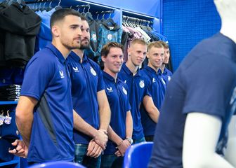 Robert Mudražija (u sredini)