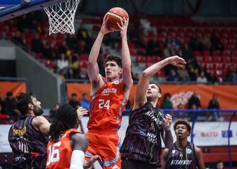 Cedevita Junior - Keravnos, Petar Ivančić u akciji