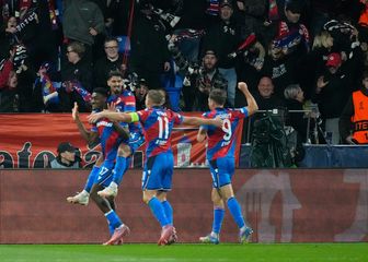 Igrači i navijači Viktorije Plzen