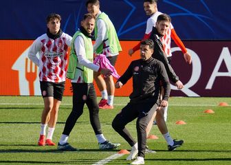 Trener Michel i igrači Girone