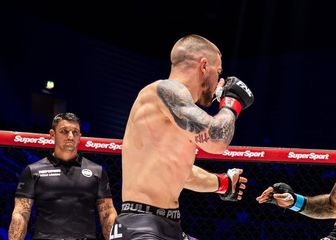 Marko Bojković vs. Dominic Desmae