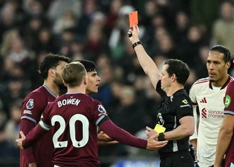 Lucas Paqueta dobio crveni