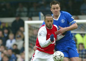 Thierry Henry i John Terry (Foto: AFP)
