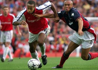 Thierry Henry i Mikael Silvestre