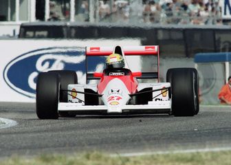 Ayrton Senna u McLarenovom bolidu 1990.