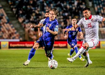 Luka Modrić protiv Tunisa