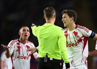 Sudac šalje Santiaga Hezzea iz igre