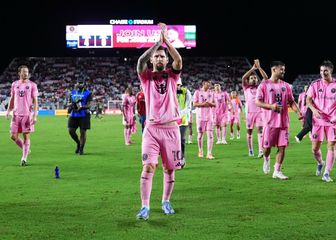 Lionel Messi i igrači Intera iz Miamija