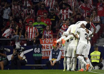 Igrači Real Madrida slave pogodak protiv Atletica