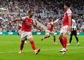 Newcastle - Arsenal