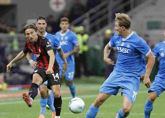 Luka Modrić protiv Napolija