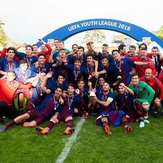 Juniori Barcelone prvaci Europe (Ma Masia Twitter)