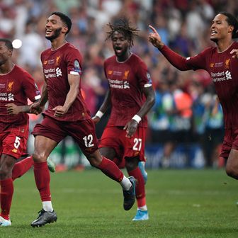 Liverpool slavi osvajanje Superkupa (Foto: AFP)
