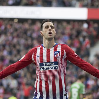 Nikola Kalinić slavi pogodak (Foto: AFP)
