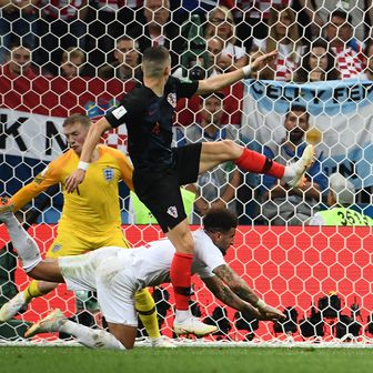 Perišićev pogodak Englezima (Foto: AFP)