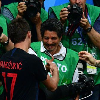 Fotograf iz Salvadora u slavlju hrvatskih nogometaša (Foto: AFP)