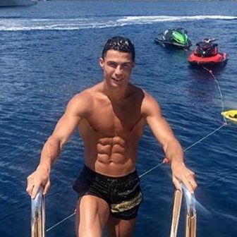 Cristiano Ronaldo na godišnjem odmoru (Screenshot Instagram)