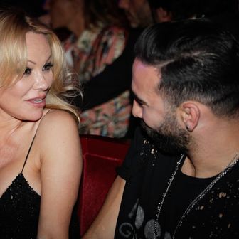 Pamela Anderson i Adil Rami (Foto: AFP)