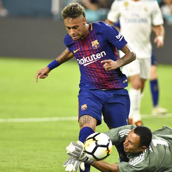 Neymar u dresu Barcelone (Foto: AFP)