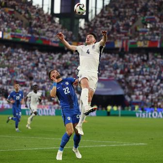 Declan Rice i Adam Gnezda Čerin