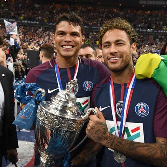 Neymar na slavlju PSG-a (Foto: AFP)