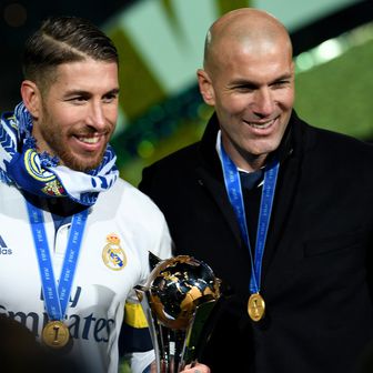 Sergio Ramos i Zinedine Zidane (Foto: AFP)