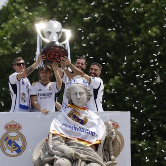 Luka Modrić sa suigračima iz Real Madrida