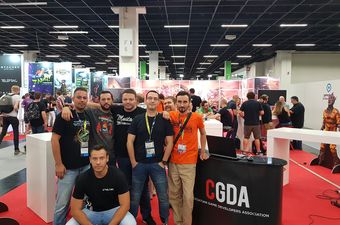 Hrvatski predstavnici na Gamescomu: Mario Mihoković (LGM Games), Dominik Marić (čuči, Games Revolted), Hrvoje Horvatek (Ironward), Bogdan Nenadić (Bidaj Studio), Igor Gajić (LGM Games), Andrej Levenski (Gamepires). (Foto: Igor Gajić/Intercorona)