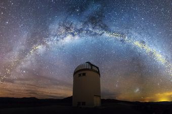 Varšavski teleskop i galaktički Cefeidi