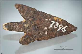 Vrh strijele napravljen od meteorita