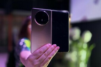 Honor Magic V5 - 2
