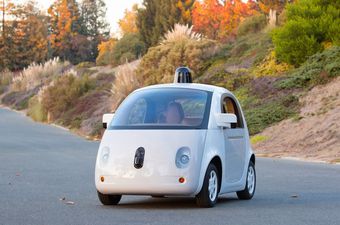Google je završio s gradnjom prvog prototipa samovozećeg automobila
