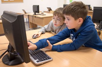 15 škola u Osijeku priključilo se globalnoj inicijativi “Hour of Code”, a gdje su ostali?