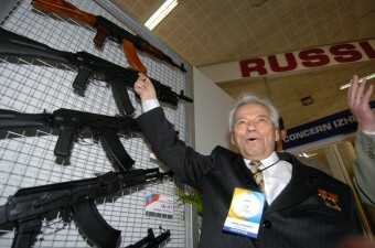 Mihail Kalašnjikov i njegove puške