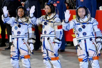 Kineski astronauti Cai Xuzhe, Song Lingdong i Wang Haoze