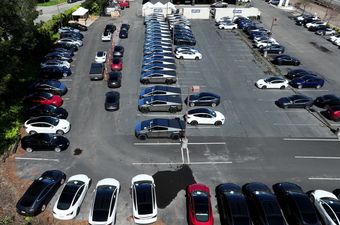 Parkirani Cybertruckovi